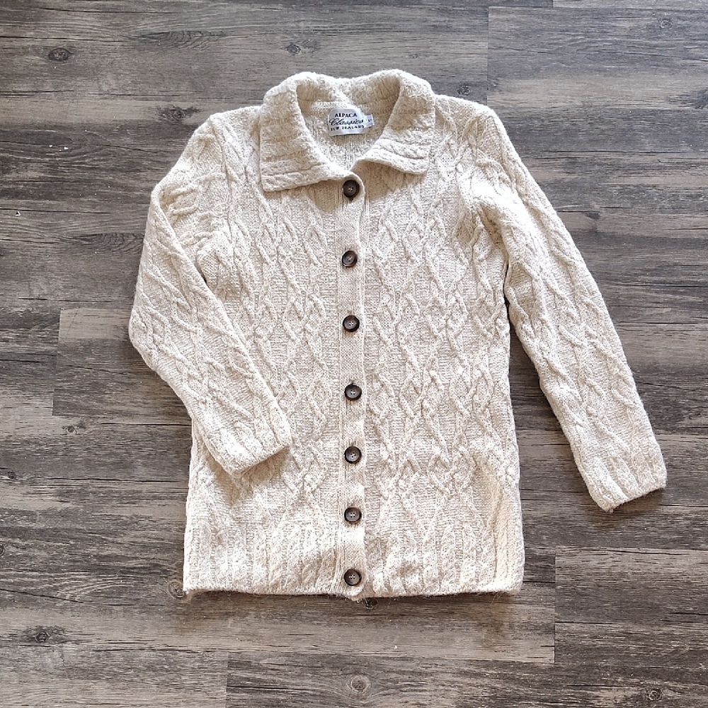 Alpaca Classics New Zealand 100% Alpaca Cardigan. Size S
